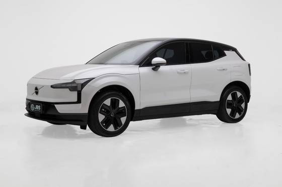 VOLVO EX30 69 KW ELÉTRICO CORE VOLVO EX30 69 KW ELÉTRICO CORE